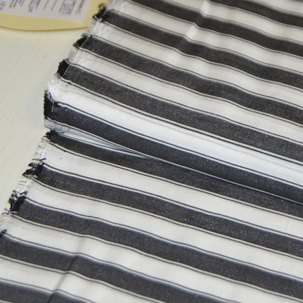 Шелк с вискозой блузочный остаток