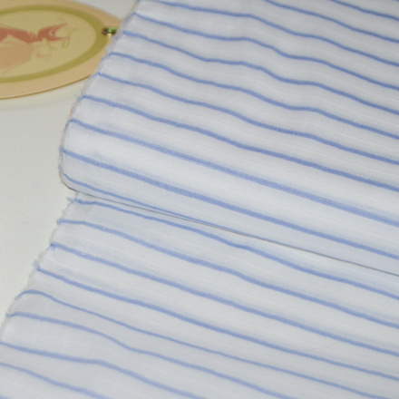 Батист с жаккардовой полоской