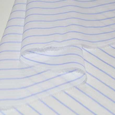 Батист с жаккардовой полоской